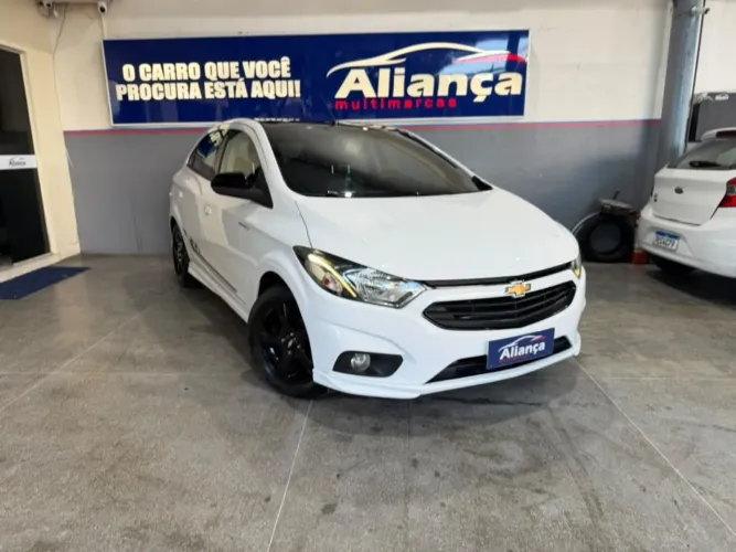 Chevrolet Onix Hatch Effect 1.4 8V Flex Power Mec. 4P 2019