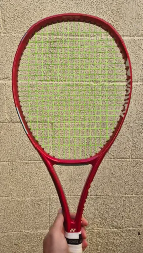 Yonex Vcore 95 Geração 8