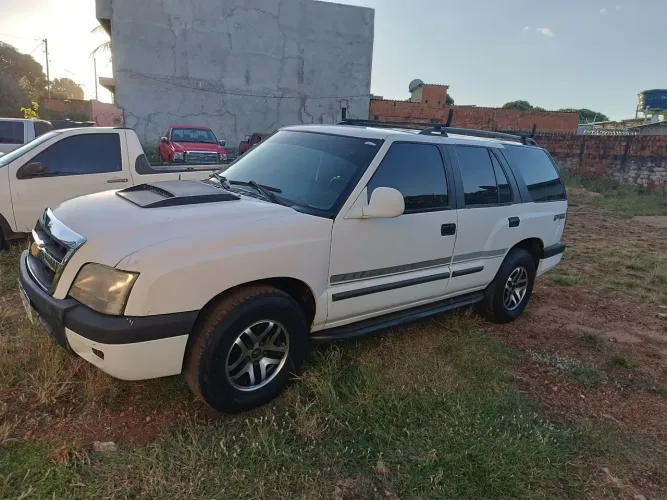 Chevrolet S10 Blazer 2.4 MPFI 8V 128cv 4P 2004