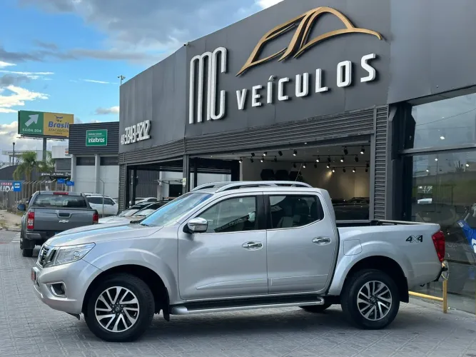 Nissan Frontier LE CD 4X4 2.3 Bi-TB Diesel Aut. 2021