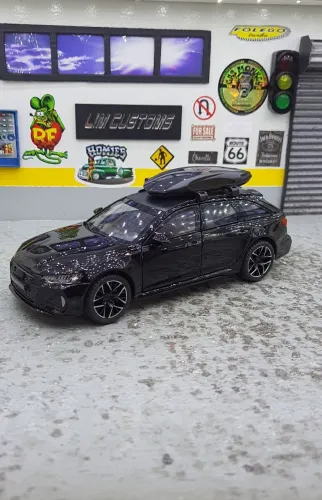 Miniatura 1:24 Audi RS6 Avant JinliFang 