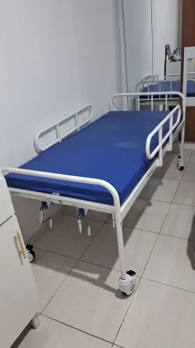 Cama hospitalar 
