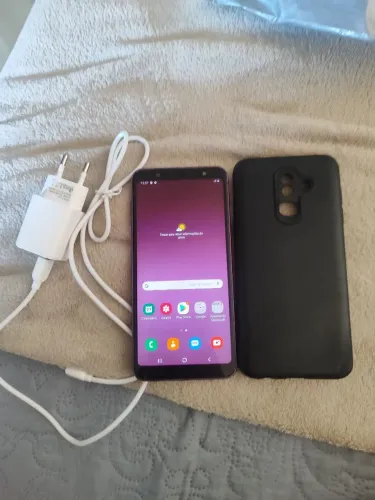 Samsung J8
