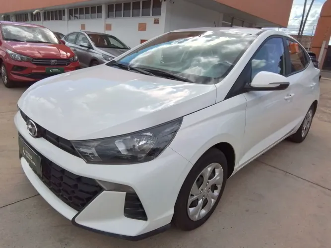 Hyundai HB20S Comfort Plus 1.0 TB Flex 12V Mec. 2025