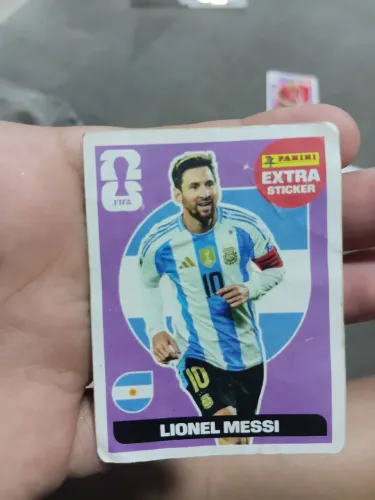 VENDO MESSI REGULAR MEIO AMASSADO, MAS BARATO ? ?