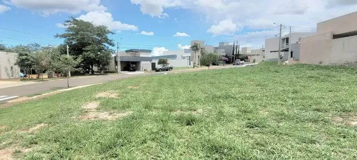 Residencial Cidade Jardim - Bauru - SP - 403 - Esquina - Estuda permuta.