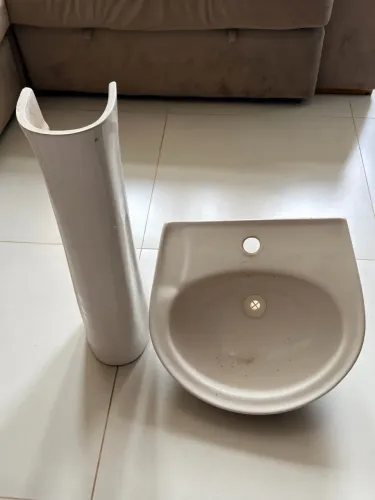 Lavatório para Banheiro com Coluna