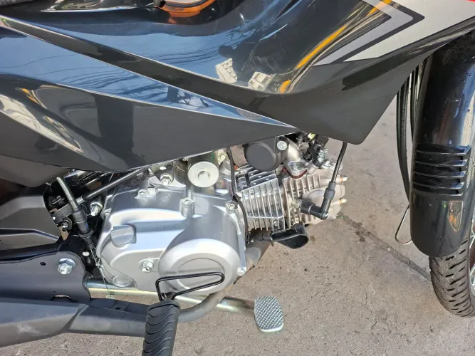 Moto zerado e doctos todos em dia