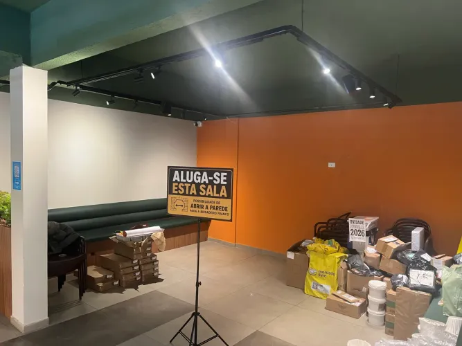 SALA COMERCIAL