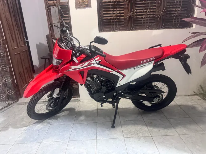 Venda de moto tornado 2026 com apenas 1700 km zero