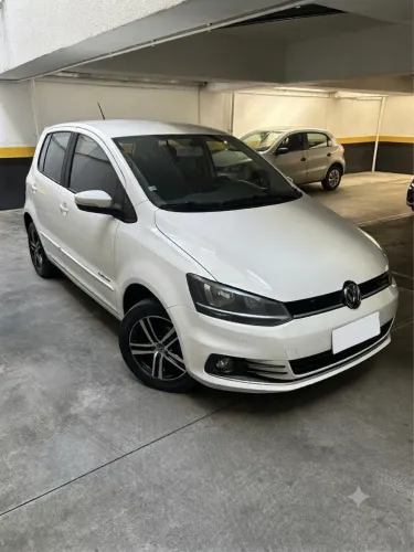 Volkswagen Fox Comfortline 1.6 Flex 8V 5P 2016