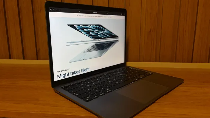 MacBook Air M1, 8GB RAM, 512GB SSD