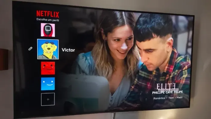 TV Samsung Smart TV 4K UHD 65" RU7100 - Excelente Estado