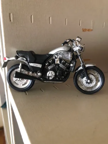 Miniatura moto vmax