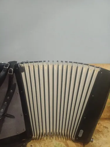Acordeon Italo American 3/5 de Voz Oitavada