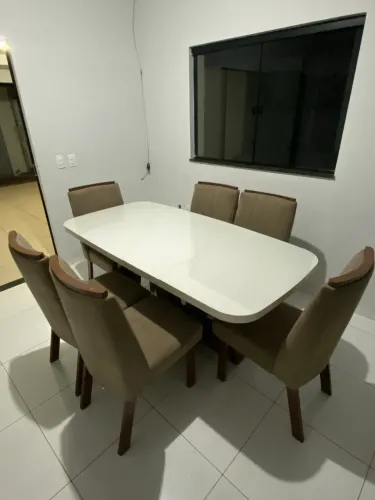 Mesa de Jantar 6 Lugares 1,80 x 0,90 m - Excelente Oportunidade