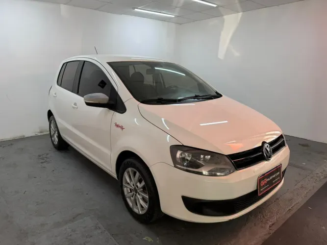 Volkswagen Fox Rock IN RIO 1.6 MI Total Flex 8V 5P 2014