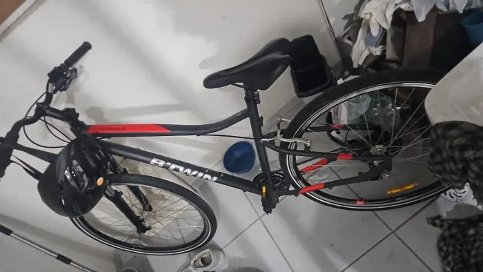 Bicicleta Btwin de alumínio