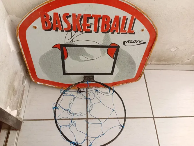 Tabela de Basketball com arco 