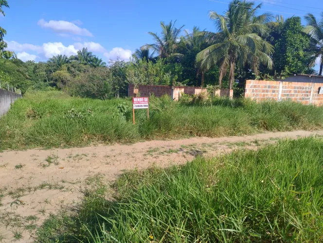 Vendo terreno em Pitanga de Palmares em frente ao campo de futebol, Simões Filho Bahia.