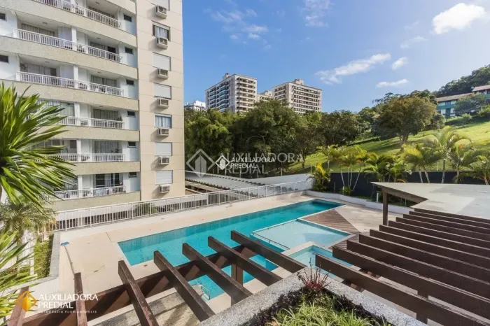 Apartamento para venda com 104 metros quadrados com 3 quartos em Itacorubi - Florianópolis