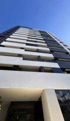 Apartamento com 4 Quartos para Locação Pituba