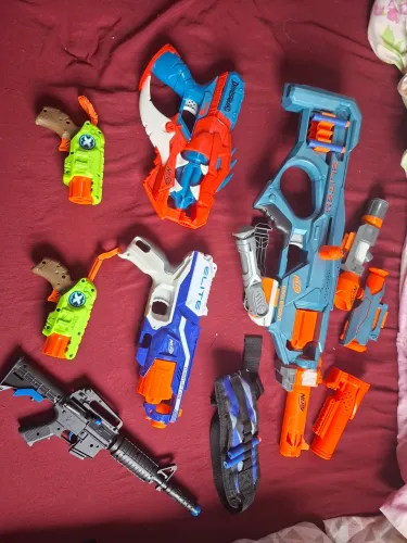 Lote de Nerf Originais + Rifle Brinquedo + Acessórios