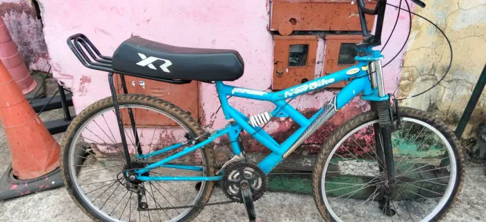 Bicicleta montadinha aro 26 