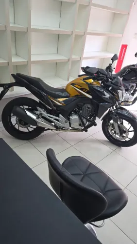 CB TWISTER 2020