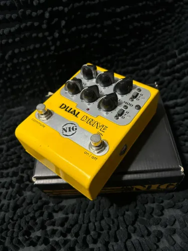 Vendo ou troco pedal NIG Dual Drive 