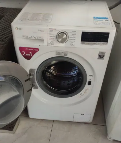 Lava e seca LG
