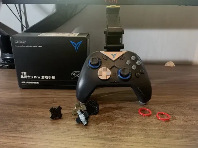 Controle Flydigi Vader 3 Pro + Apoio para celular + Dpads extras + Base invisivel