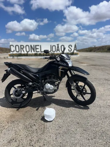 Moto Honda Bros 160 2023