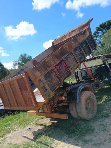 Caçamba toco 