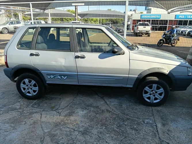 Fiat Uno Mille WAY Economy 1.0 F.flex 4P 2012