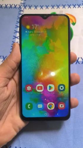 Samsung Galaxy M20