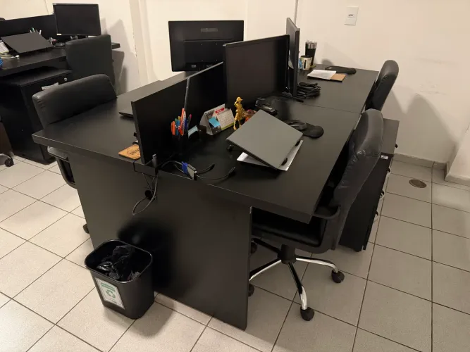MESA ESTAÇÃO DE TRABALHO PARA 4 PESSOAS + GAVETEIRO - EXCELENTE ESTADO