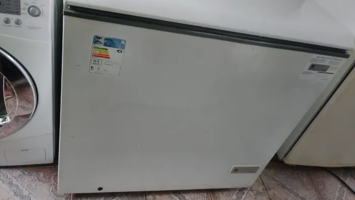 Freezer horizontal