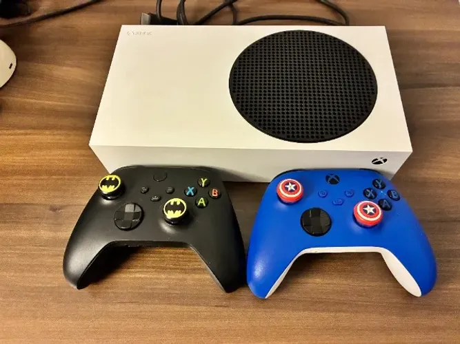 XBOX SERIES S + 2 CONTROLES