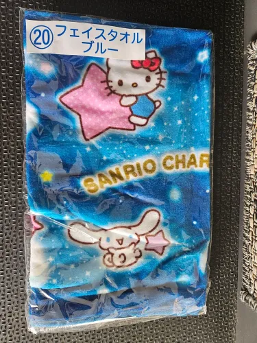 Toalha Sanrio Hello Kitty e amigos Japão