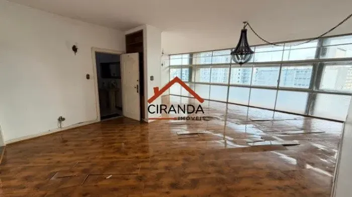 More no Edifício Copan - Apartamento de 3 Quartos com Planta Ampla e Excelente Iluminação