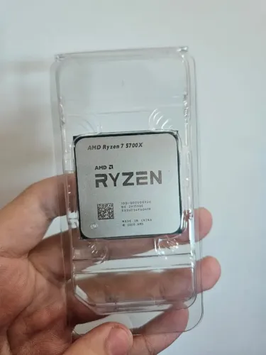 Processador AMD Ryzen 7 5700X 8C/16T AM4 OEM - Novo Nunca Usado