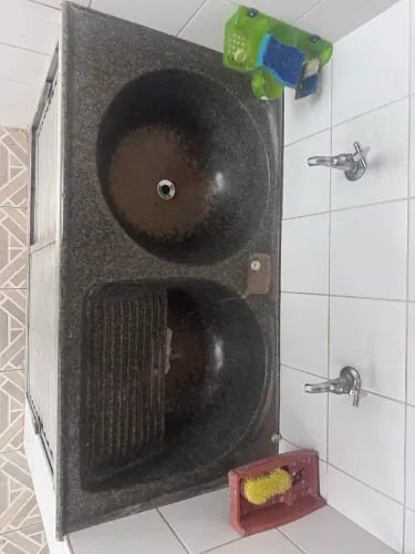 Tanque dois bojos