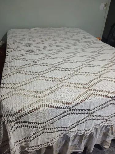 Colcha de crochê Feita com Linha