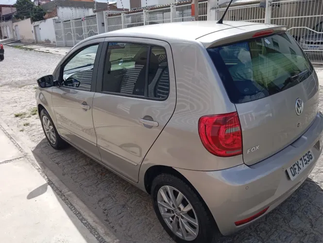Volkswagen Fox 1.6 MI Total Flex 8V 5P 2014
