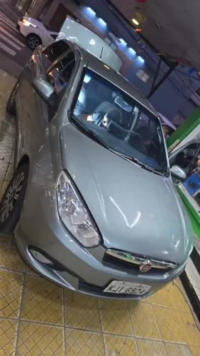 Fiat Grand Siena Essence 1.6 Flex 16V 2014