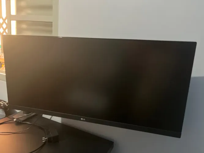 Vendo monitor LG IPS 29 pol