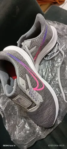Tênis feminino