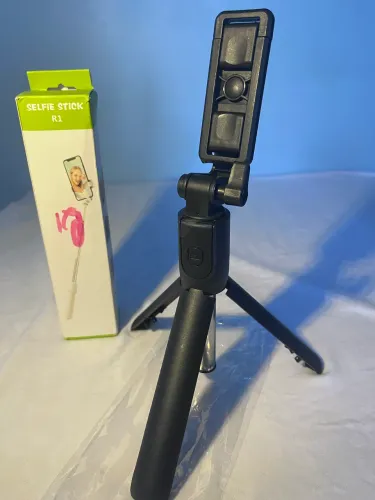 Selfie stick R1