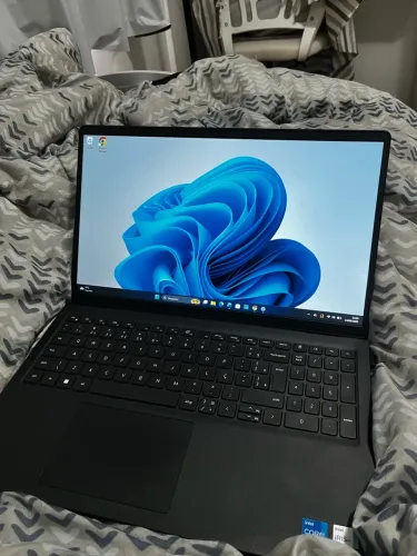 Dell inspiron 15 3520